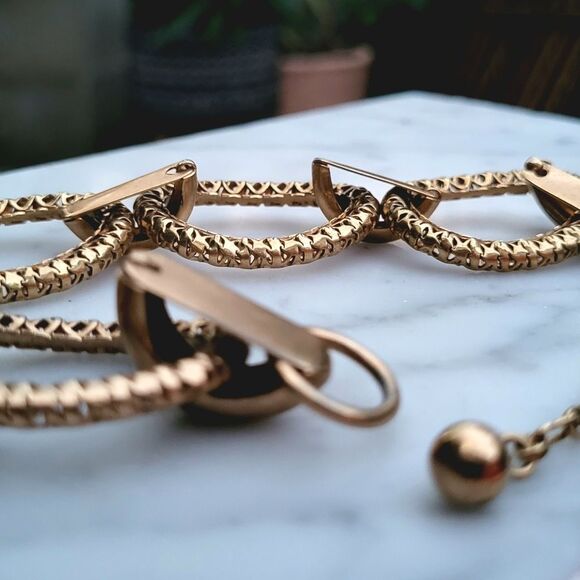 TRIFARI--VINTAGE SET - Picture 14 of 14